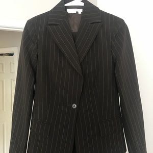 NWT BCBG Brown And cream striped suit!